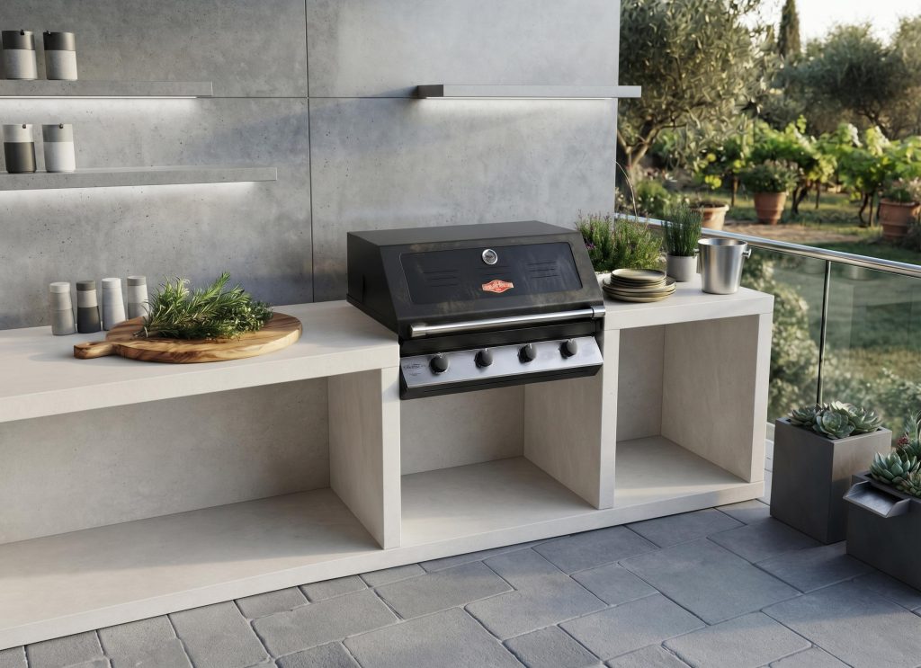 Cocina de exterior con tabla de cortar